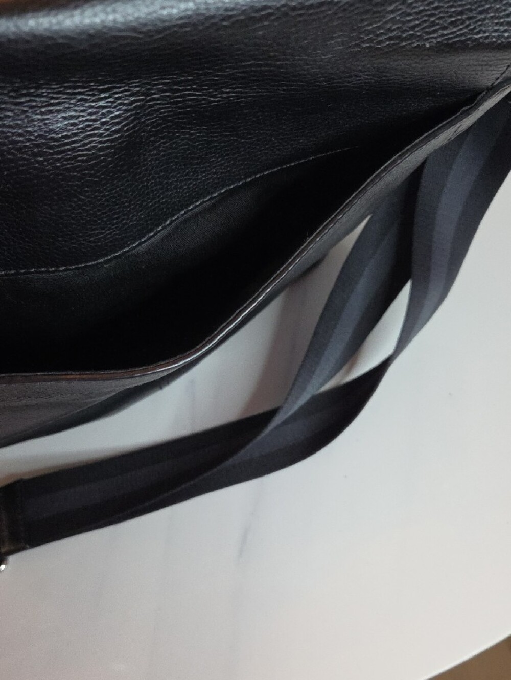 Coach Charles Small Messenger Bag -Style F72362 - Picture 12 of 14